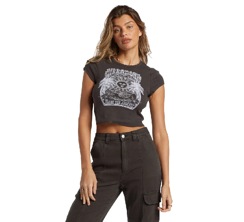 Versatile Outfits Billabong Sunrise To Sunset SS Tee